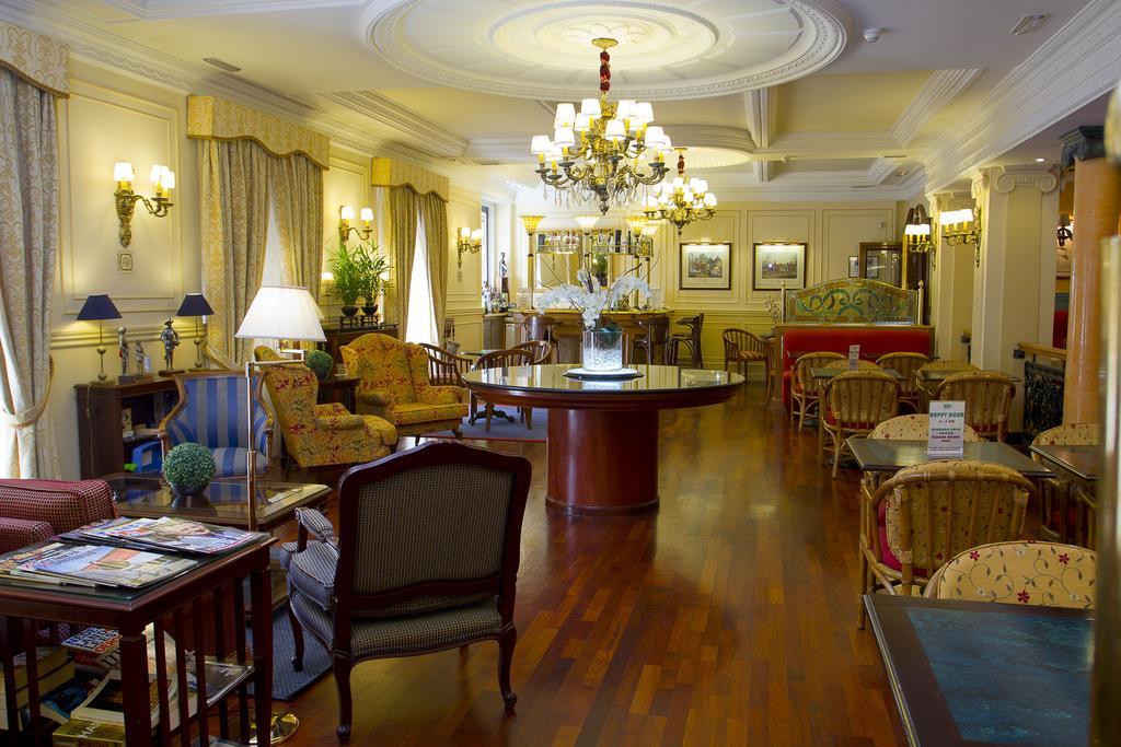 Hotel Carlos V Madri Interior foto